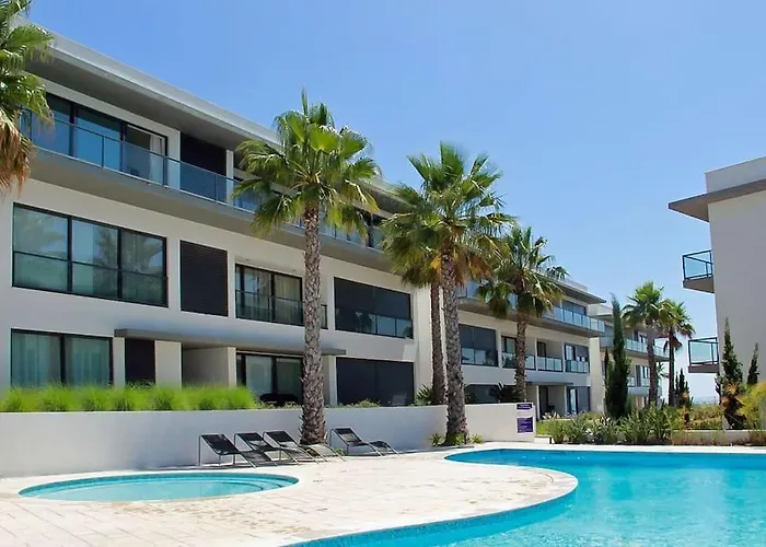 Sunny Holidays Apartamento