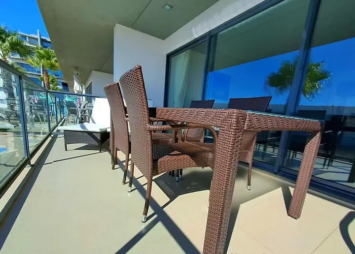 Sunny Holidays Apartamento *